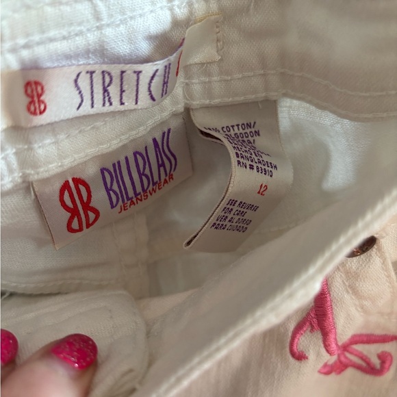 Bill Blass white Capri Pants with Pink Embroidery sz 12 - Picture 4 of 7